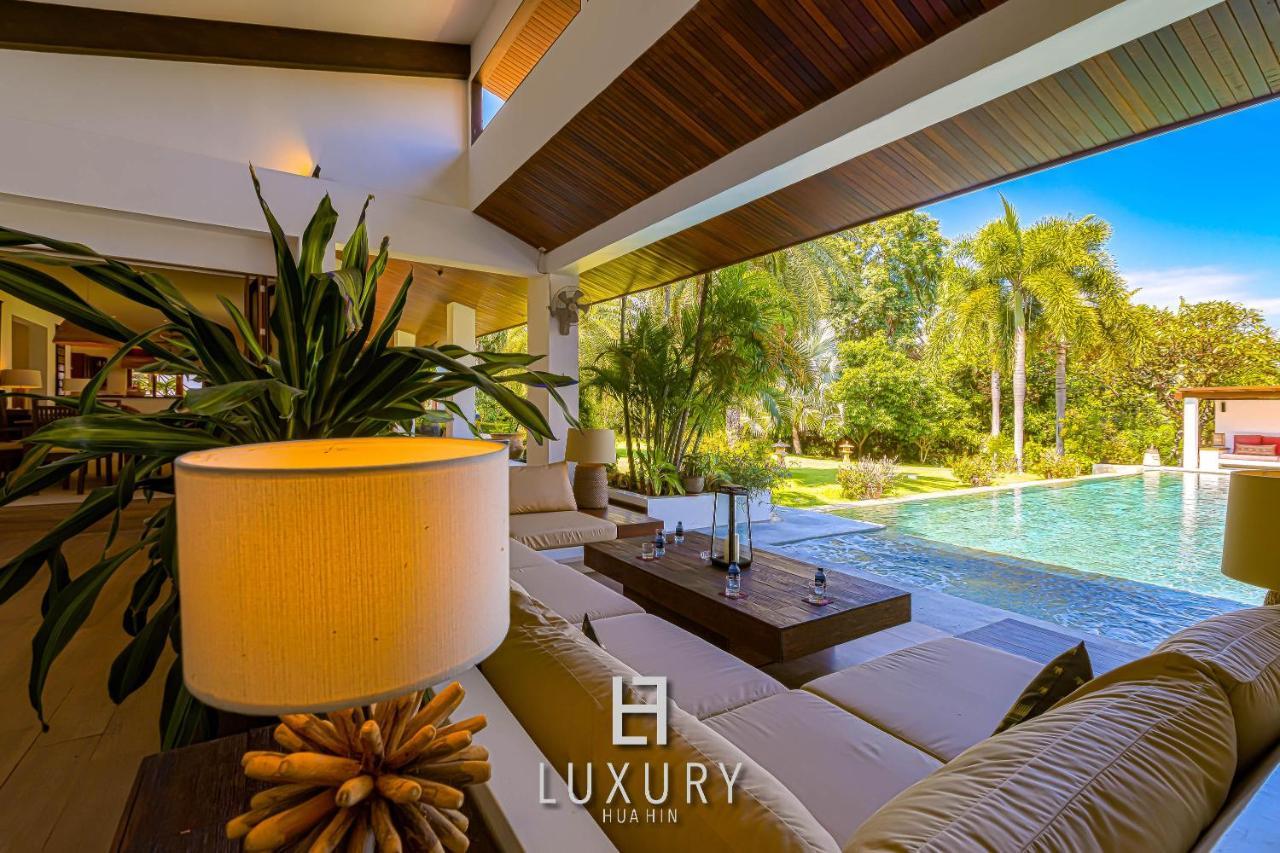 5 Bedroom Bali Style Mansion Wl2 HHQ Exterior foto