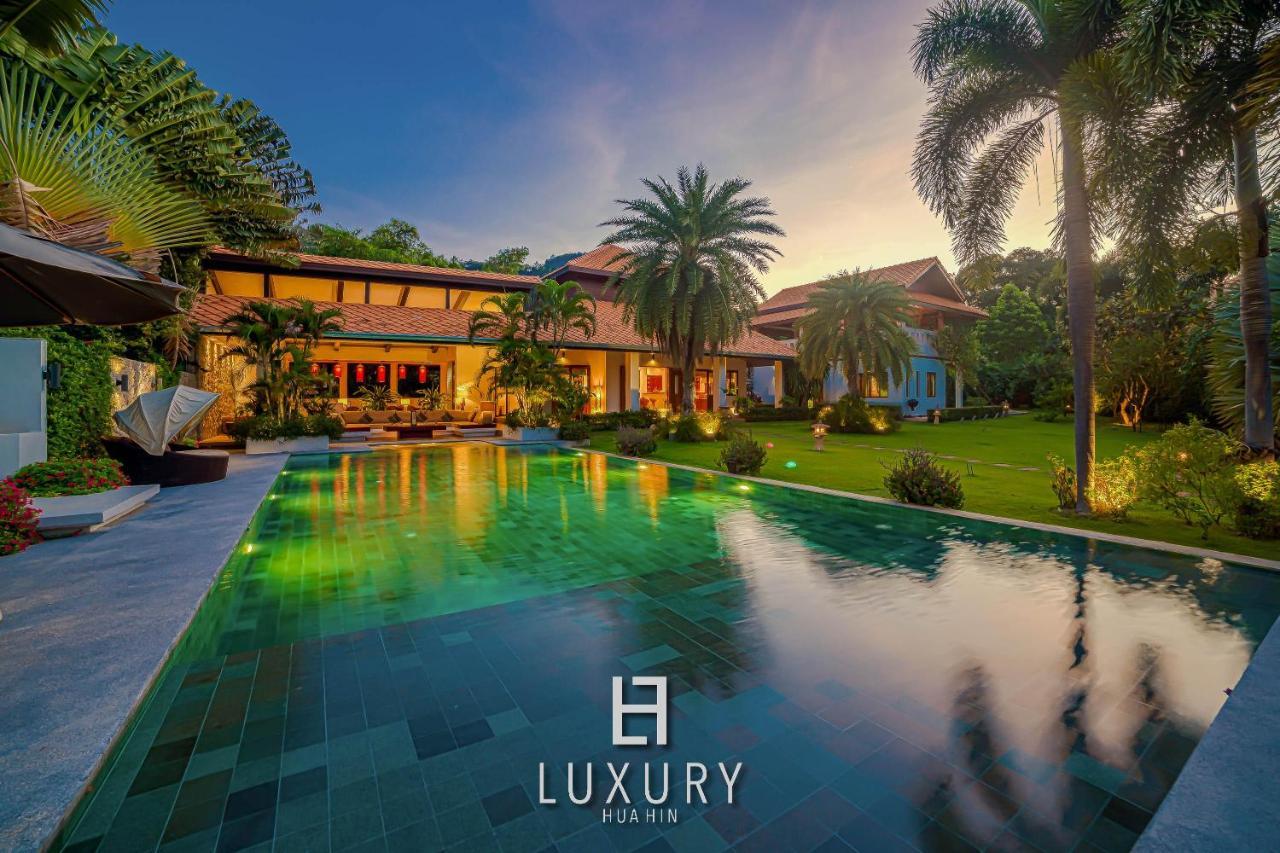 5 Bedroom Bali Style Mansion Wl2 HHQ Exterior foto